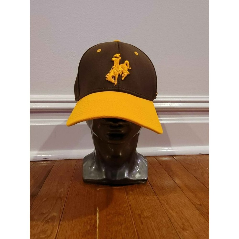 DC sports riders fitted hat - large / xl